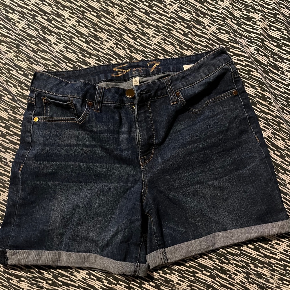 Seven 7 Weekend Rolled Jean shorts
